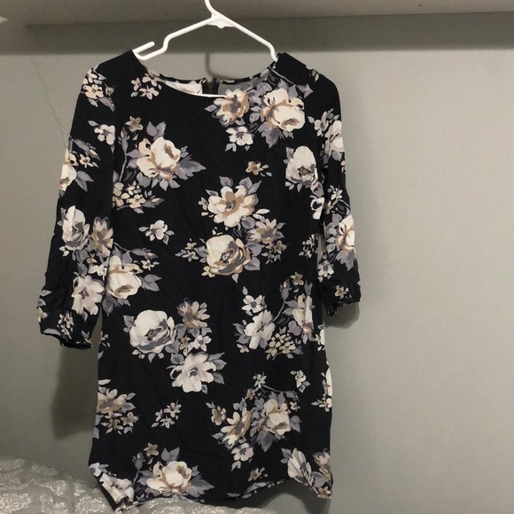 Old navy floral dress - Picture 1 of 1